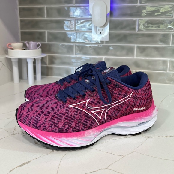 Mizuno Running Shoes. Women’s Size 8.5Color  FESTIVAL FUCHSIA - Picture 2 of 10